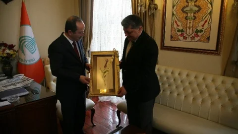 Emniyet Müdürü Baştuğ'dan Belediye Başkanı Gürkan'a Veda Ziyareti