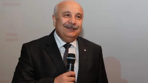 Mühendislik Fakültesinde Uygulamalı Mühendislik Eğitimi