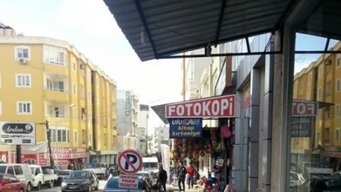 Mut'ta Kaldırım Ve Yollar İşgal Altında