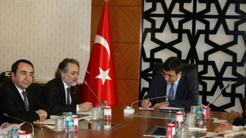 MÜSİAD Ankara Yönetimi Kalkınma Bakanı Yılmaz'ı Ziyaret Etti