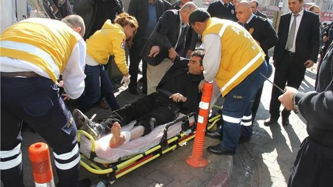 Adana Adliyesi yakınındaki kavgada 3 kişi yaralı