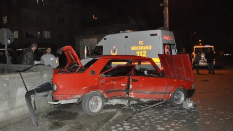 Tarsus'ta Trafik Kazasında 4 Kişi Yaralandı