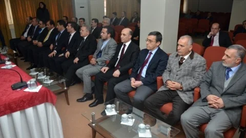 Kamu Yöneticileri Sertifikaları Vali Kahraman'dan