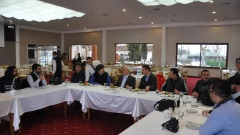 Edirne Basın Kulübü Üyeleri Vali Dursun Ali Şahin'le Kahvaltıda Bir Araya Geldi