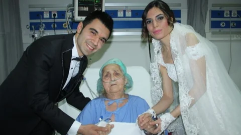 Yoğun Bakımda Gelin-Damat Sürprizi