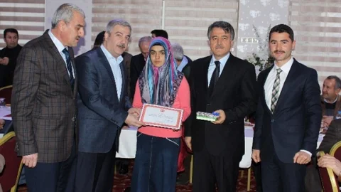 TEOG Şampiyonları Ödüllendirildi