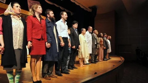 Kbt 8. Oyununun Galasını Yaptı