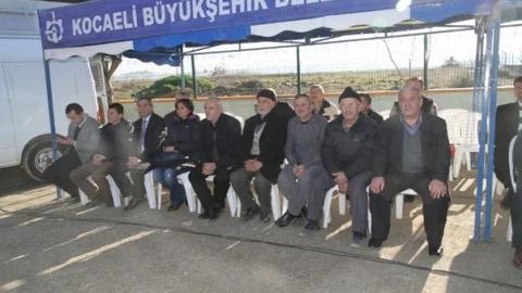 Kandıralı Çiftçiler Meyve Fidanlarıyla Buluştu