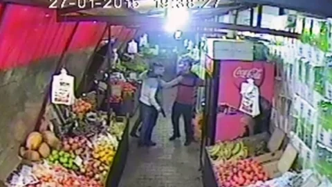 Markette Silahlı Bıçaklı Gasp