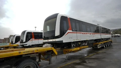 İzmir'in Yeni Vagonları Okyanusları Aştı