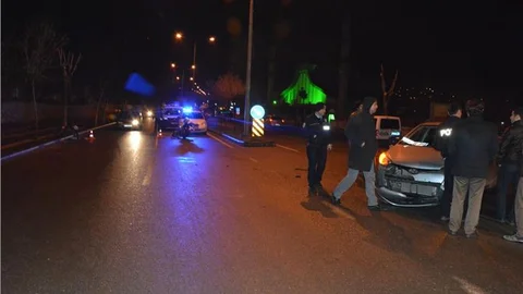 Siirt'te motosikletle otomobil çarpıştı 3 yaralı