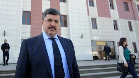 Savcı Öz hakkındaki ''hakaret ve tehdit'' davası