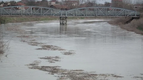 Muratlı Deresi Alarm Veriyor