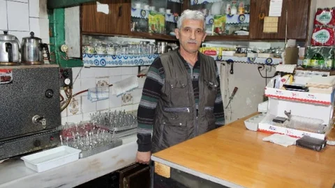 Kıraathaneye Giren Hırsızlar Çay Çaldı