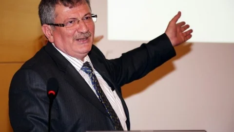 Durukan Doktorlara İlaç Etken Maddelerini Anlattı