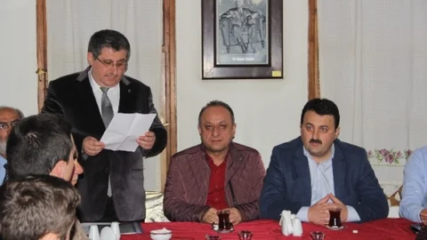 AK Parti Mahalle Başkanlarıyla Bir Araya Geldi