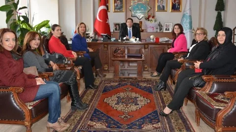 Kadın Girişimcilerden Başkan Yazgı'ya Ziyaret