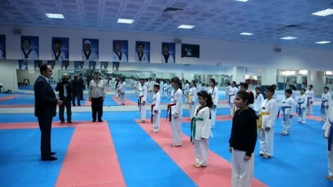 Başkan Altay Spor Okulu Öğrencileriyle Buluştu