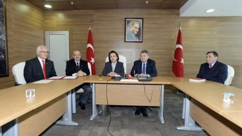 Hayırsever İş Adamından Eğitime 2 Milyon Tl'lik Destek