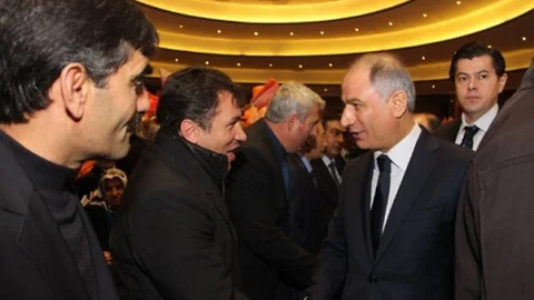 Bakan Ala'dan Eski Başkana Sıcak İlgi