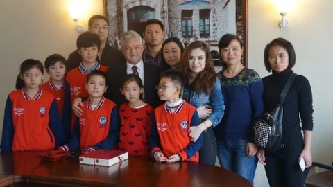 Çinli Sporculardan Başkan Acar'a Ziyaret