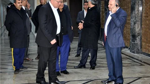 Mersin'deki iki katlı evin çökmesi