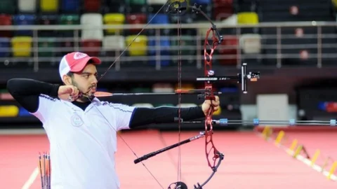 Emre Çömez Okçuluk'ta Türkiye Şampiyonu Oldu