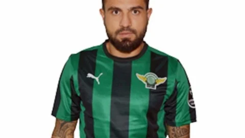 Torku Konyaspor Kenan Özer İle Anlaştı