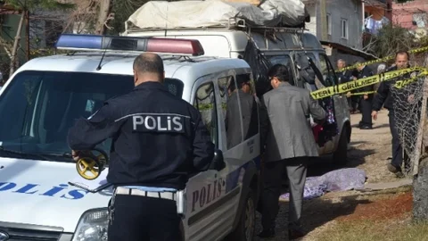 Dört Yaşındaki Metehan Minibüsün Altında Kalarak Öldü