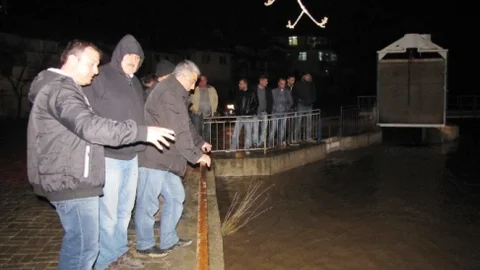 Kocaçay'da Su Seviyesinin Tehlikeli Yükselişi