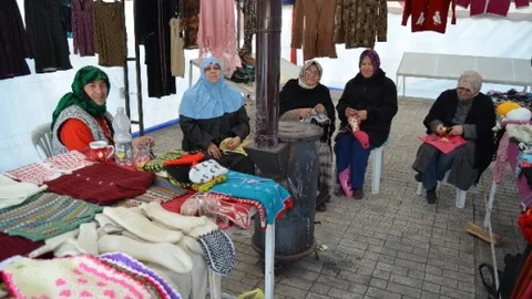 (Özel Haber) - Iğdır'da Emekçi Kadınlar