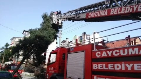 Çaycuma İtfaiyesi Fırtına İhbarlarını Değerlendirdi