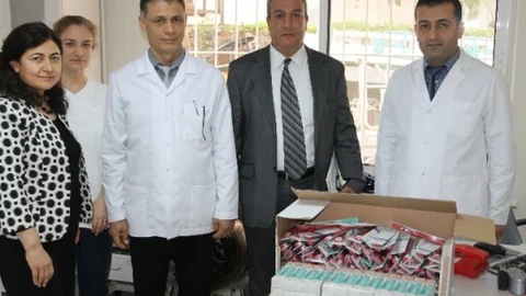 Foça'da 'bende Fırçalıyorum' Kampanyası