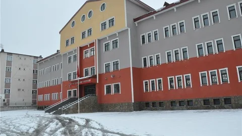 Öğretmen ve velilerin ''yarıyıl'' seferberliği