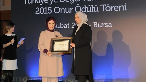 Cumhurbaşkanı Erdoğan'ın eşi Emine Erdoğan Bursa'da