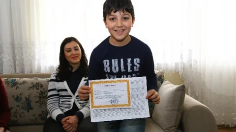 Bilgi Evi Eğitimcileri Öğrencilerinin Evlerini Ziyaret Ediyor