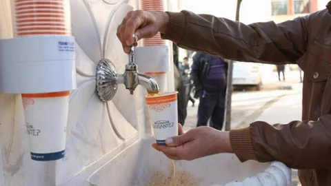 ‘Çorba Çeşmesi' Günde 4 Bin Kişiye Hizmet Veriyor