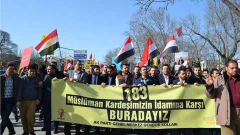 AK Parti'den Mısır'daki idam kararına protesto