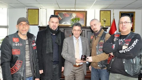 Motosikletçilerden Başkan Saka'ya Ziyaret