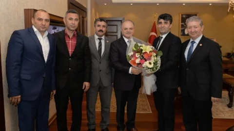 Vali Çakacak'a Hayırlı Olsun Ziyaretleri Sürüyor