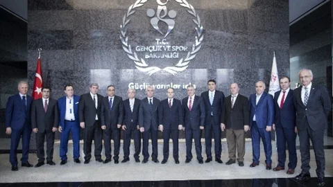 Bakan Kılıç Samsunspor Yönetimini Kabul Etti