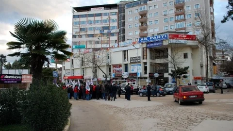 Grevci İşçiler Eylem Yaptı