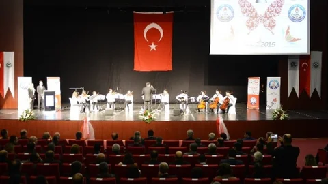 Adana'da ''Eğitimde Değişim Liderliği Projesi'' Başladı