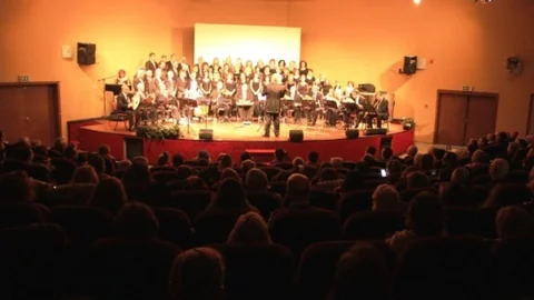 Konak Türk Sanat Müziğiyle Kendinden Geçti