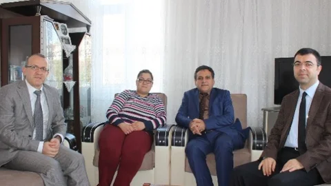 Sağlık Yöneticilerinden Hastalara Evlerinde Ziyaret