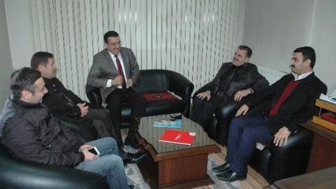 Okullarda Kuru Kayısı Dağıtımı