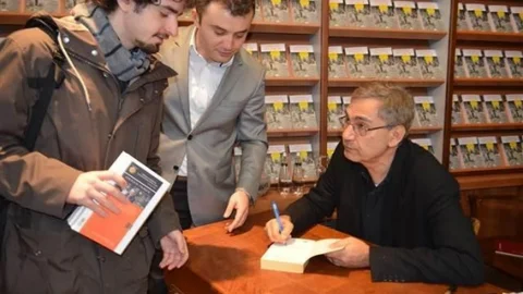 Orhan Pamuk Nilüferli Okurlarıyla Buluşacak