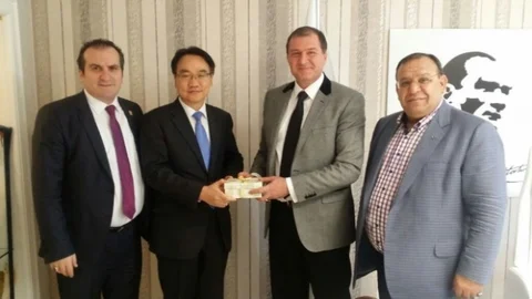 Cho'dan Şahin'e Ziyaret