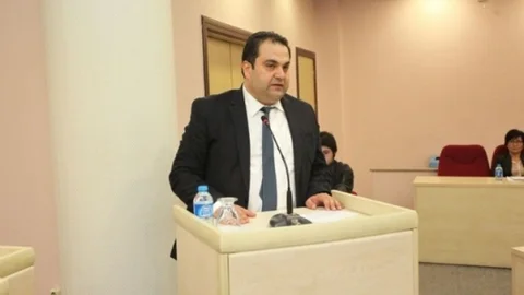 MHP'li Meclis Üyesi Karatay ''Seyhan'da Taşeronlaşmayı Kaldıralım''