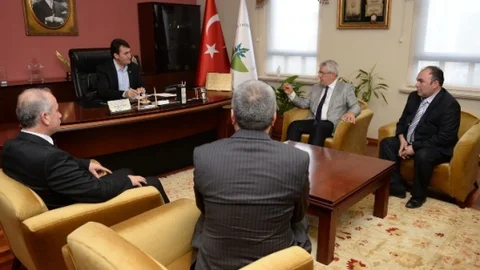 Osmangazi'den Kapalı Pazar Hamlesi